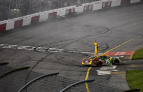 Kyle Busch Celebrating his Richmond win