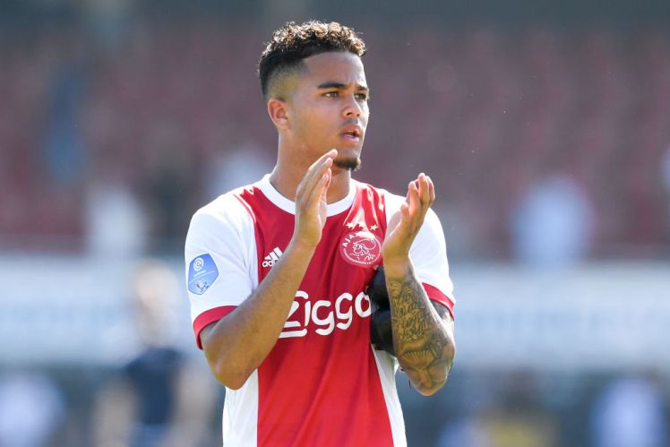 Justin Kluivert Joins Roma