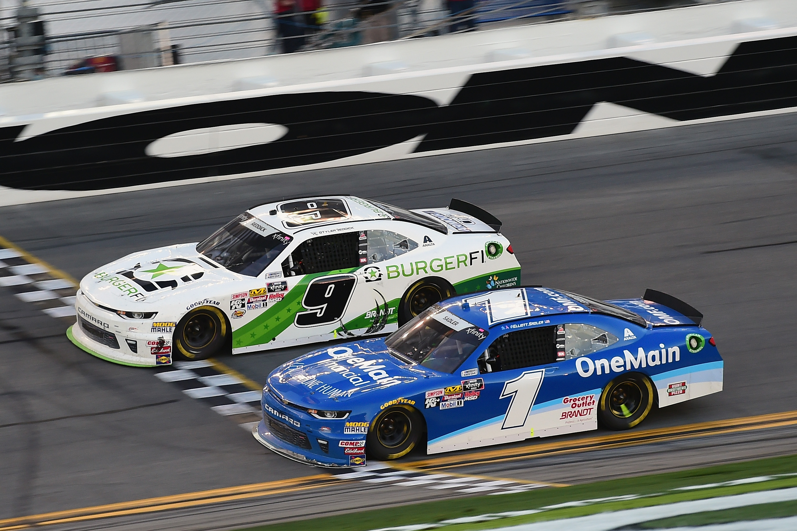 Elliott Sadler will retire from full time racing after 2018