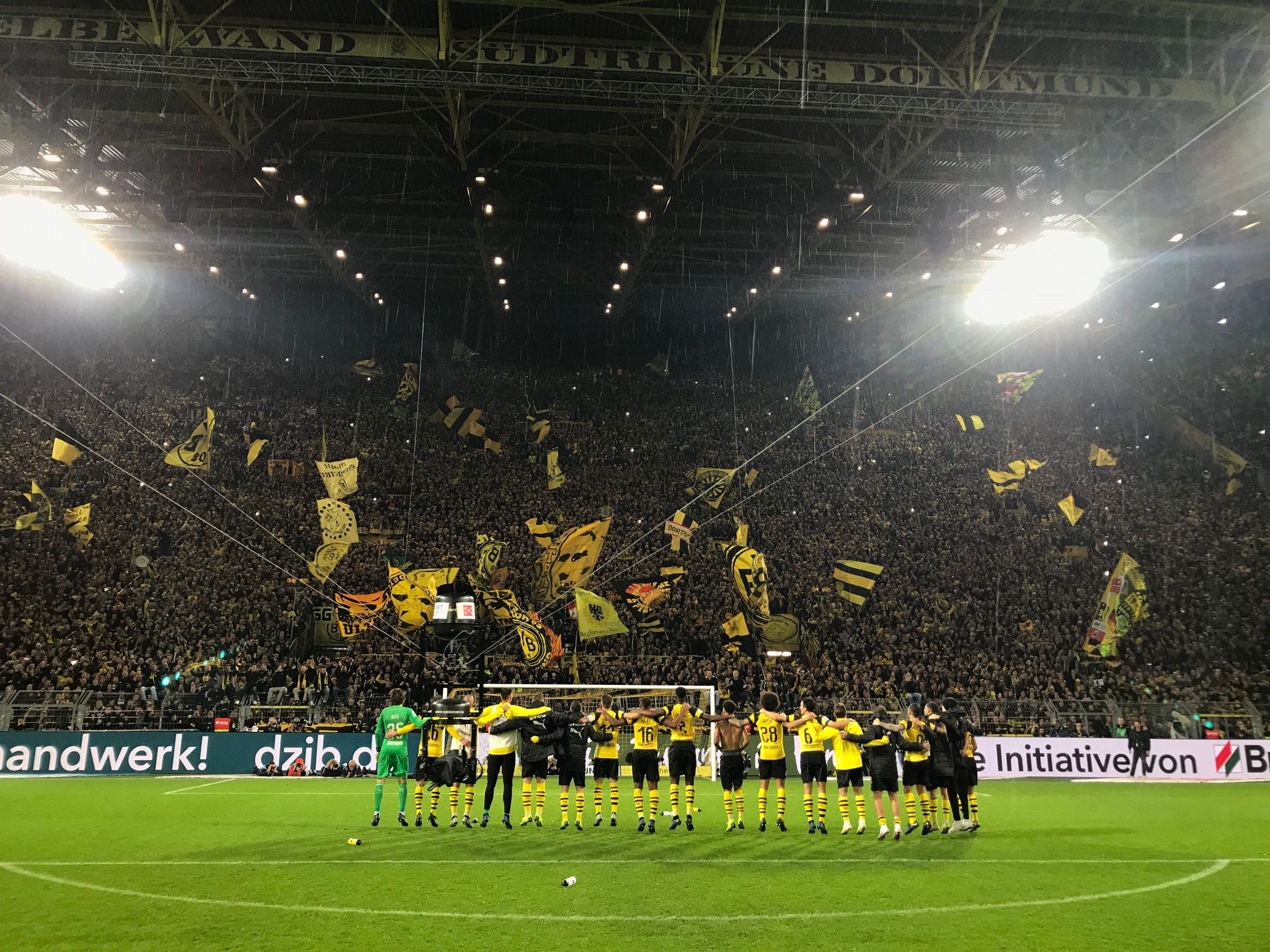 Dortmund Win Thrilling Der Klassiker