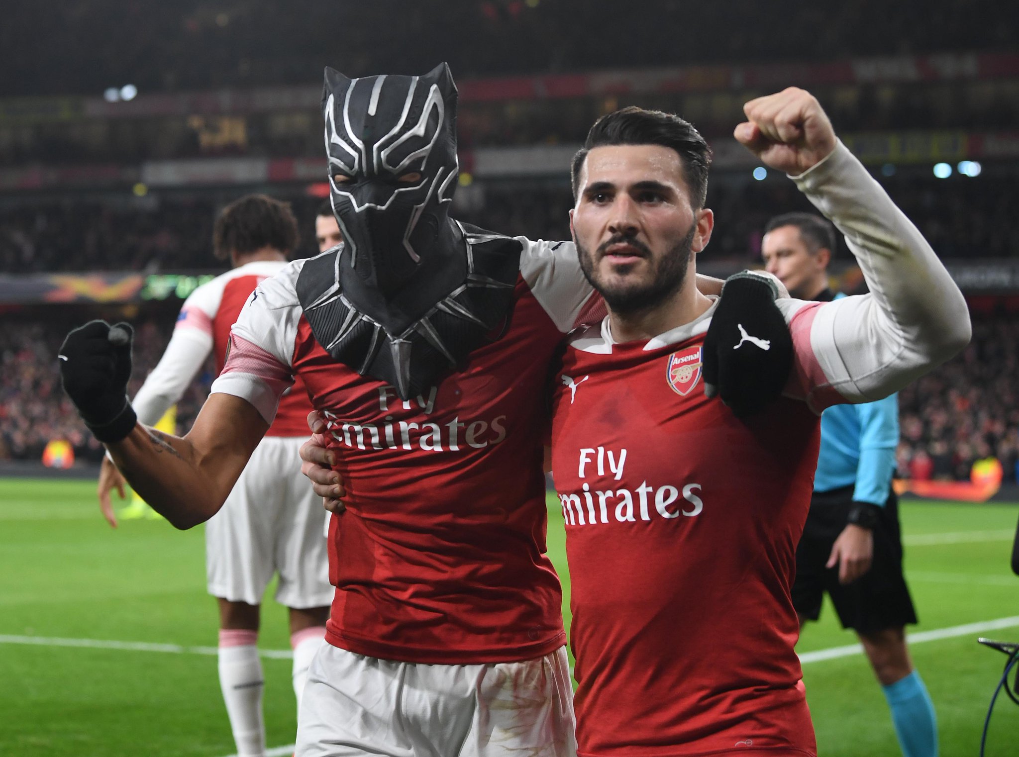 Black Panther Aubameyang Leads Arsenal Into Europa Quarter Final