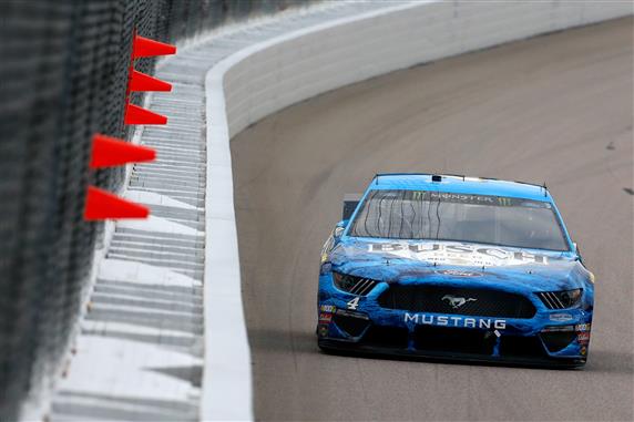 Can Kevin Harvick End His 2019 Winless Streak at Pocono?