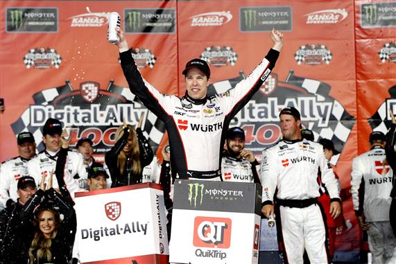 Late Surge Leads to 30th Career Win for Brad Keselowski at Kansas