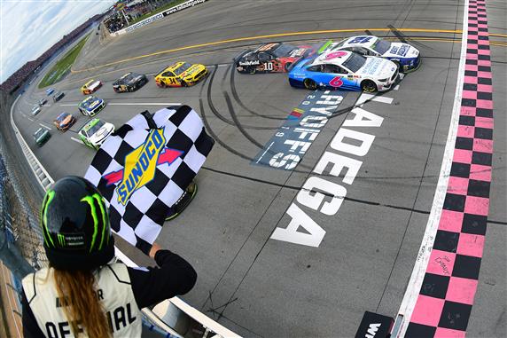 Ryan Blaney Survives Bonkers Talladega Playoff Race