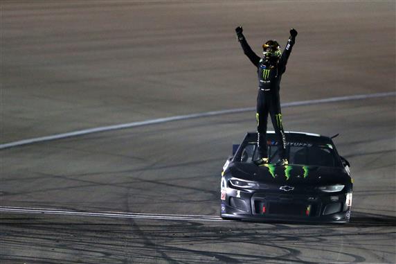 Kurt Busch Earns First Win of 2020 at Las Vegas