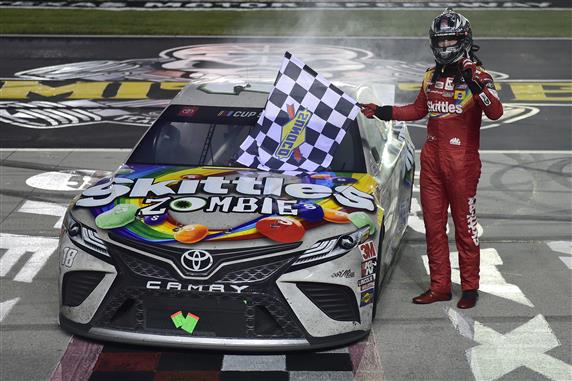 Kyle Busch Pulls Off Texas Playoff Upset