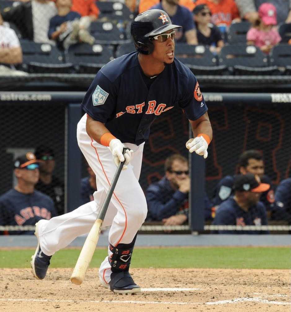 MLB free agency: Astros re-sign Michael Brantley to one-year