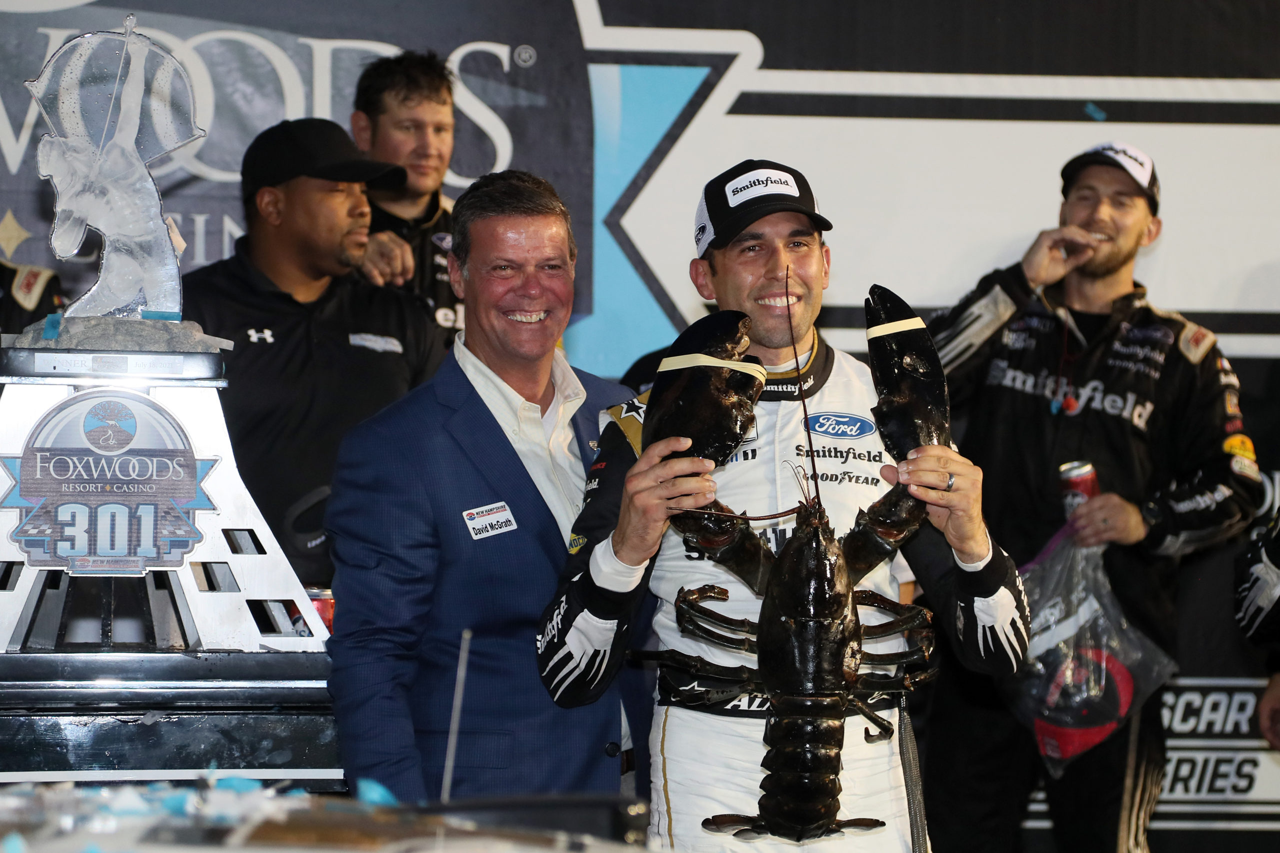 Aric Almirola to Retire from NASCAR After 2022 Season
