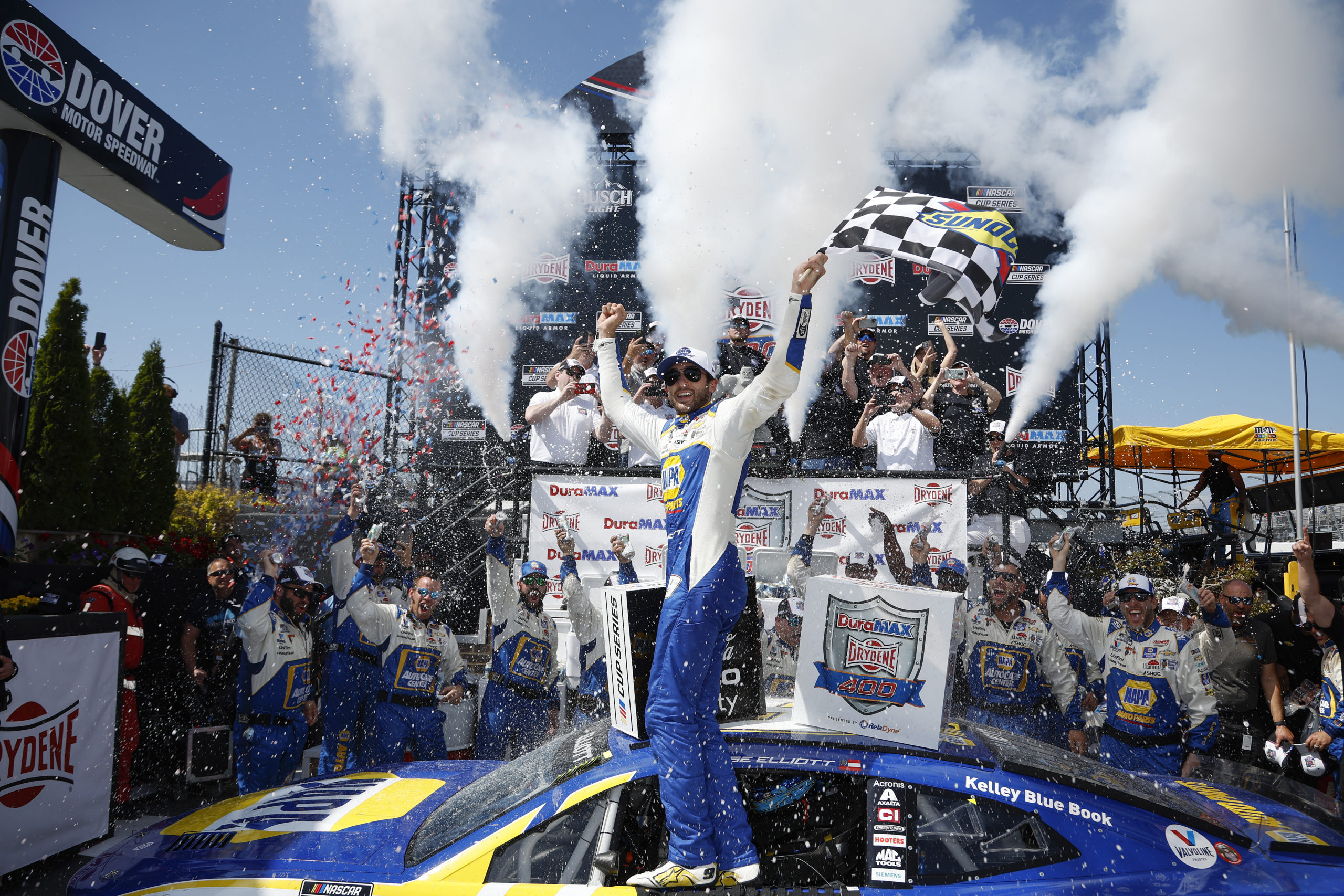 Chase Elliott Claims First Win of 2022 at Monster Mile