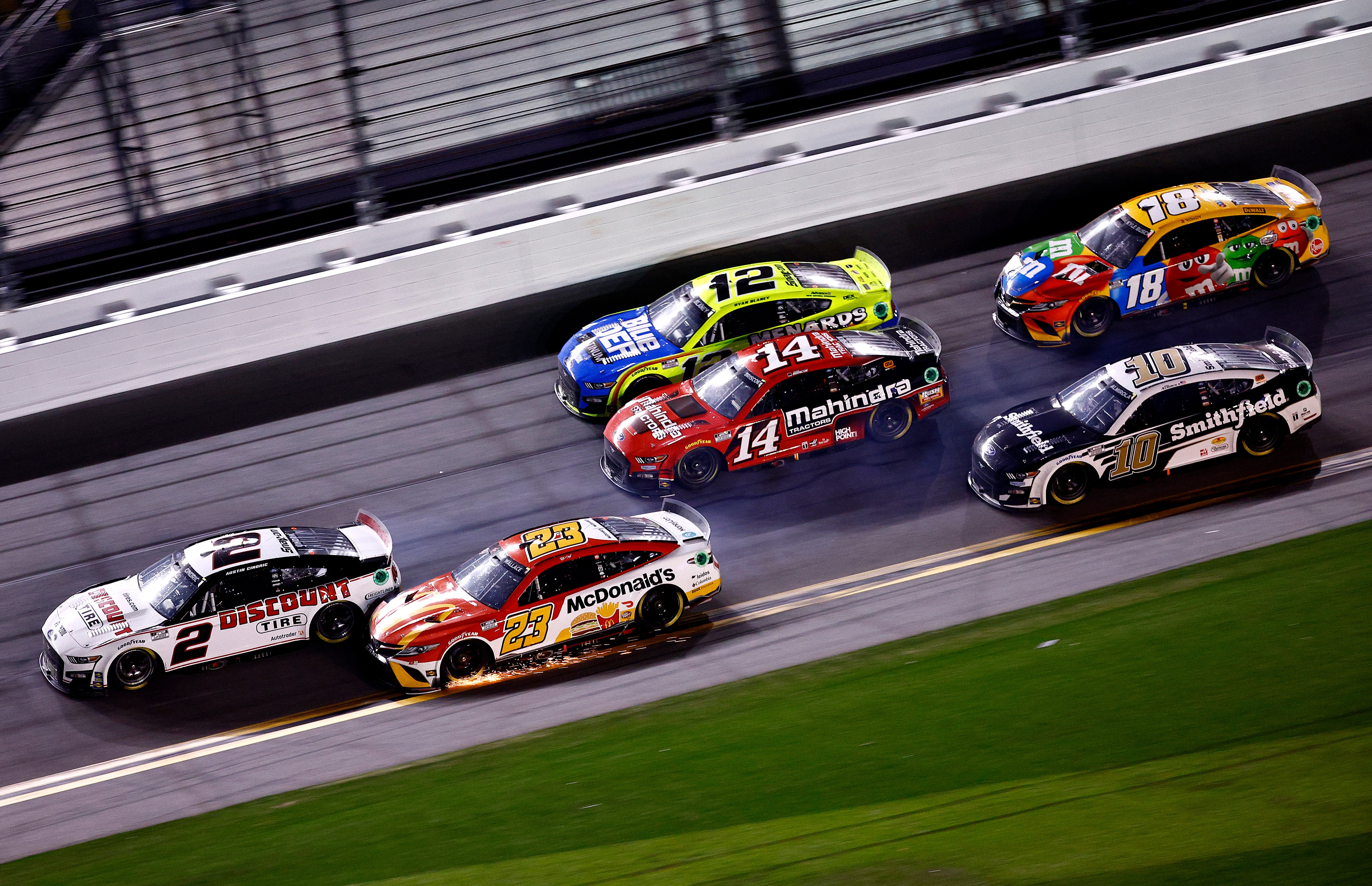 Who Could Win the 65th Daytona 500?