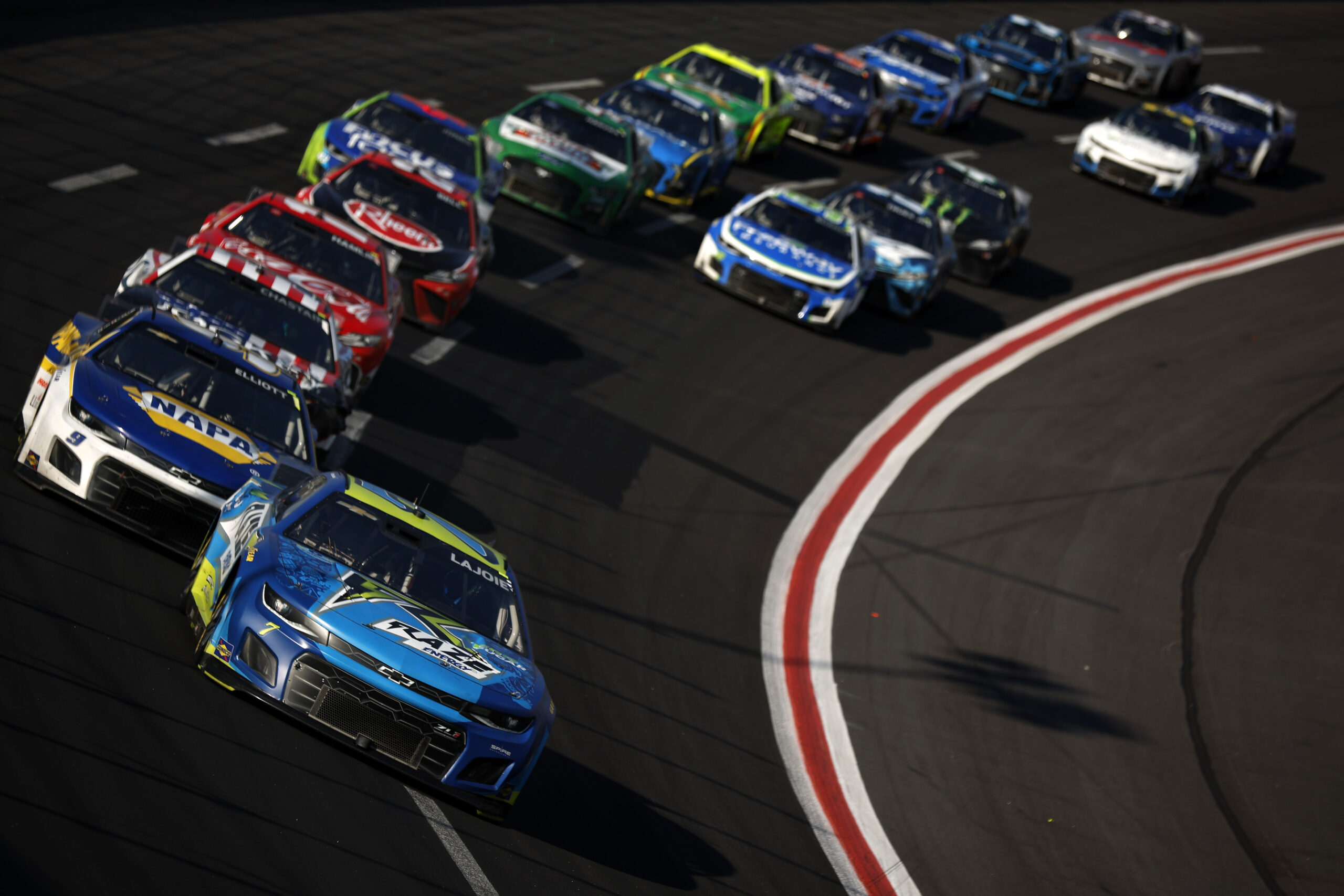 Who Can Aim High in Atlanta Motor Speedway?