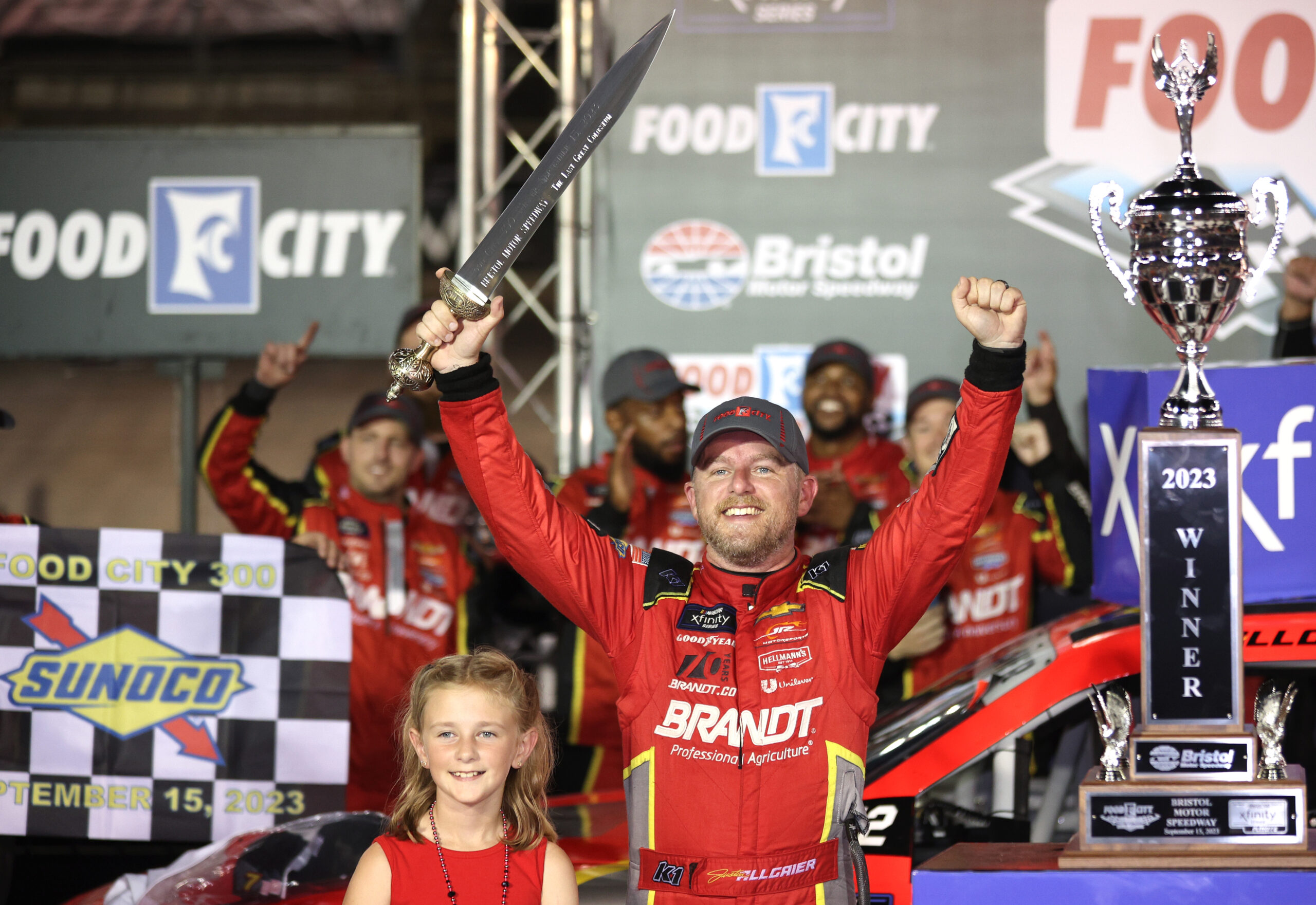 Allgaier Advances Onto Round of 8 with Clutch Bristol Victory
