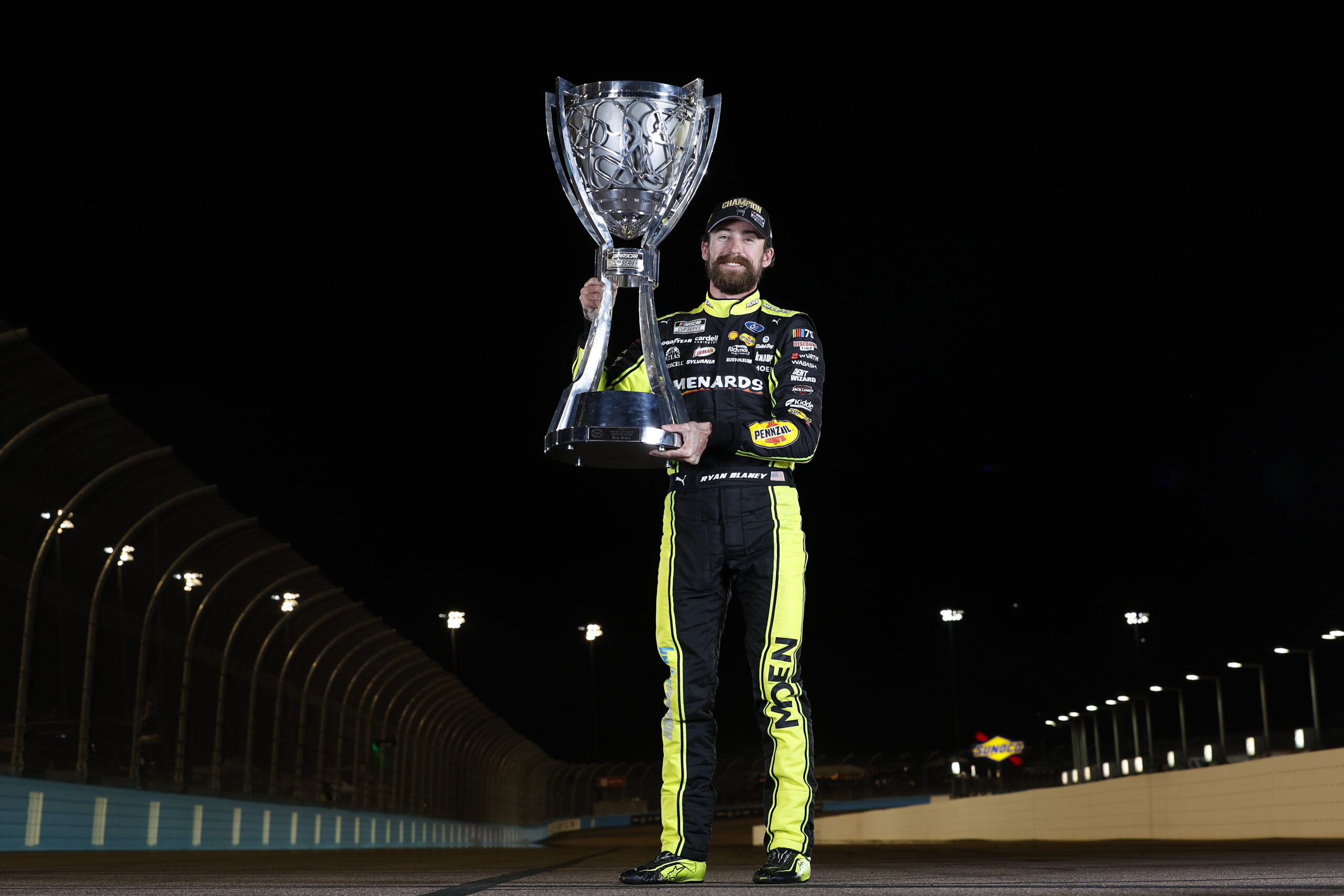 What's the 2024 Ceiling for Defending Champion Ryan Blaney?