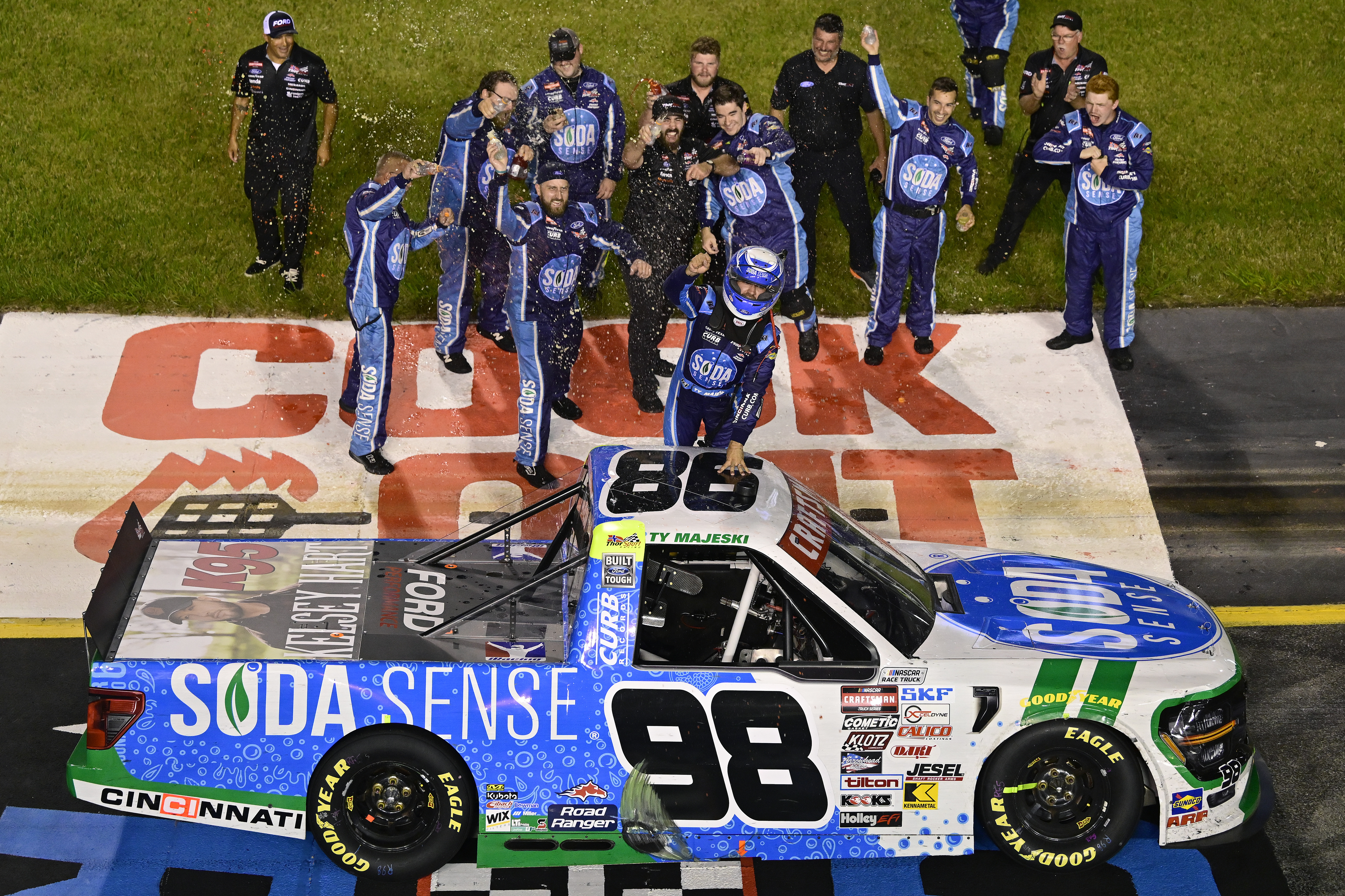 Majeski Wins Richmond, Truck Playoff Field Set