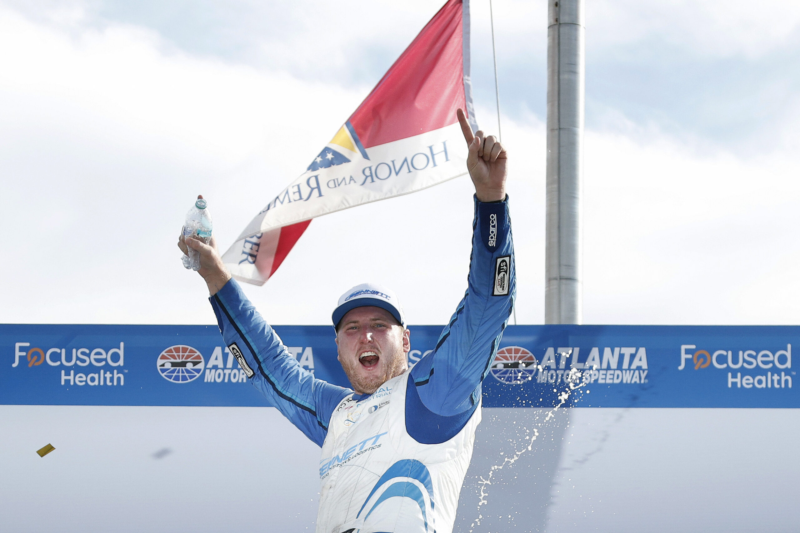 Austin Hill Remains Atlanta King with Fourth Win