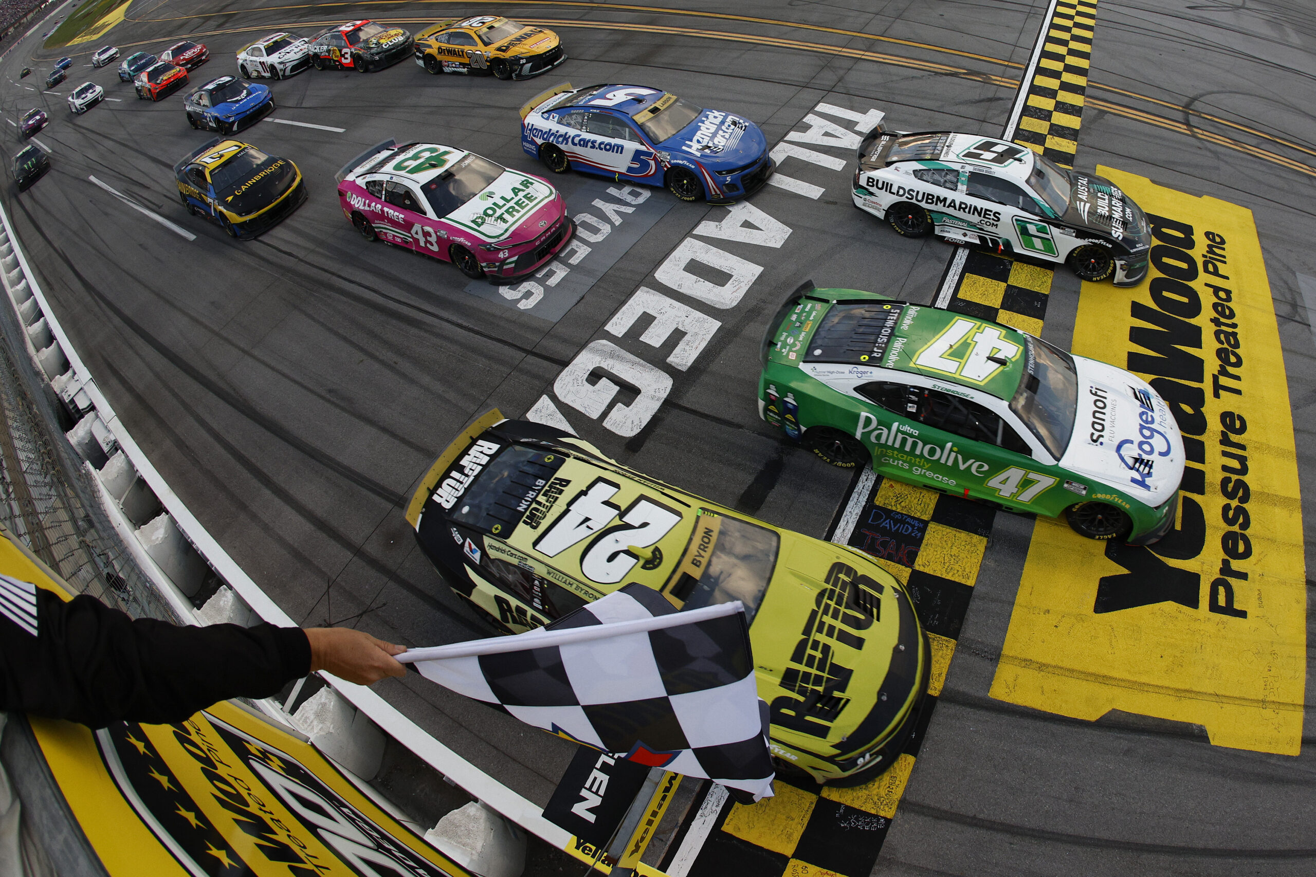 Stenhouse Survives Talladega Carnage for Fourth Drafting Triumph