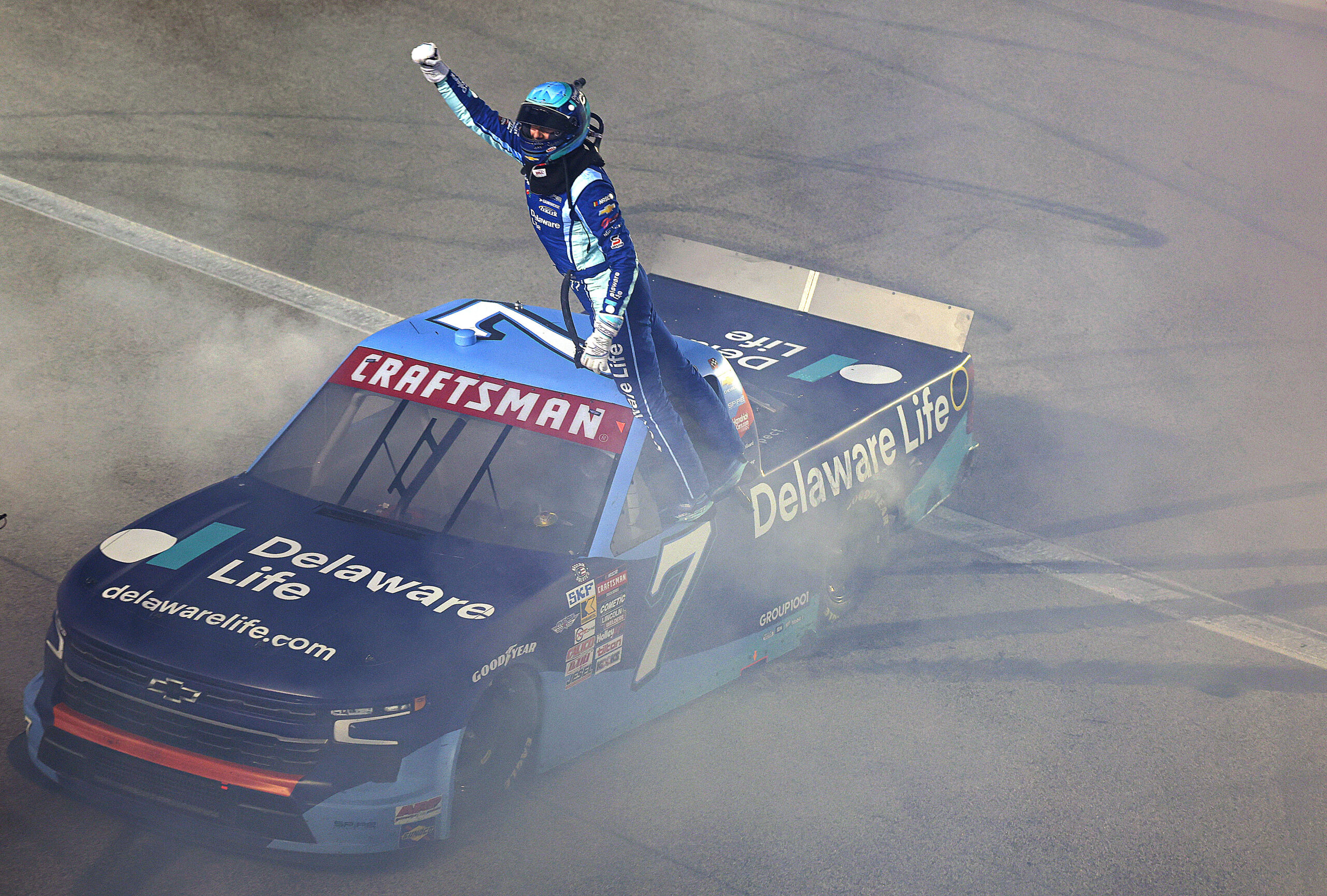Hocevar Hangs on for Kansas Truck Thriller
