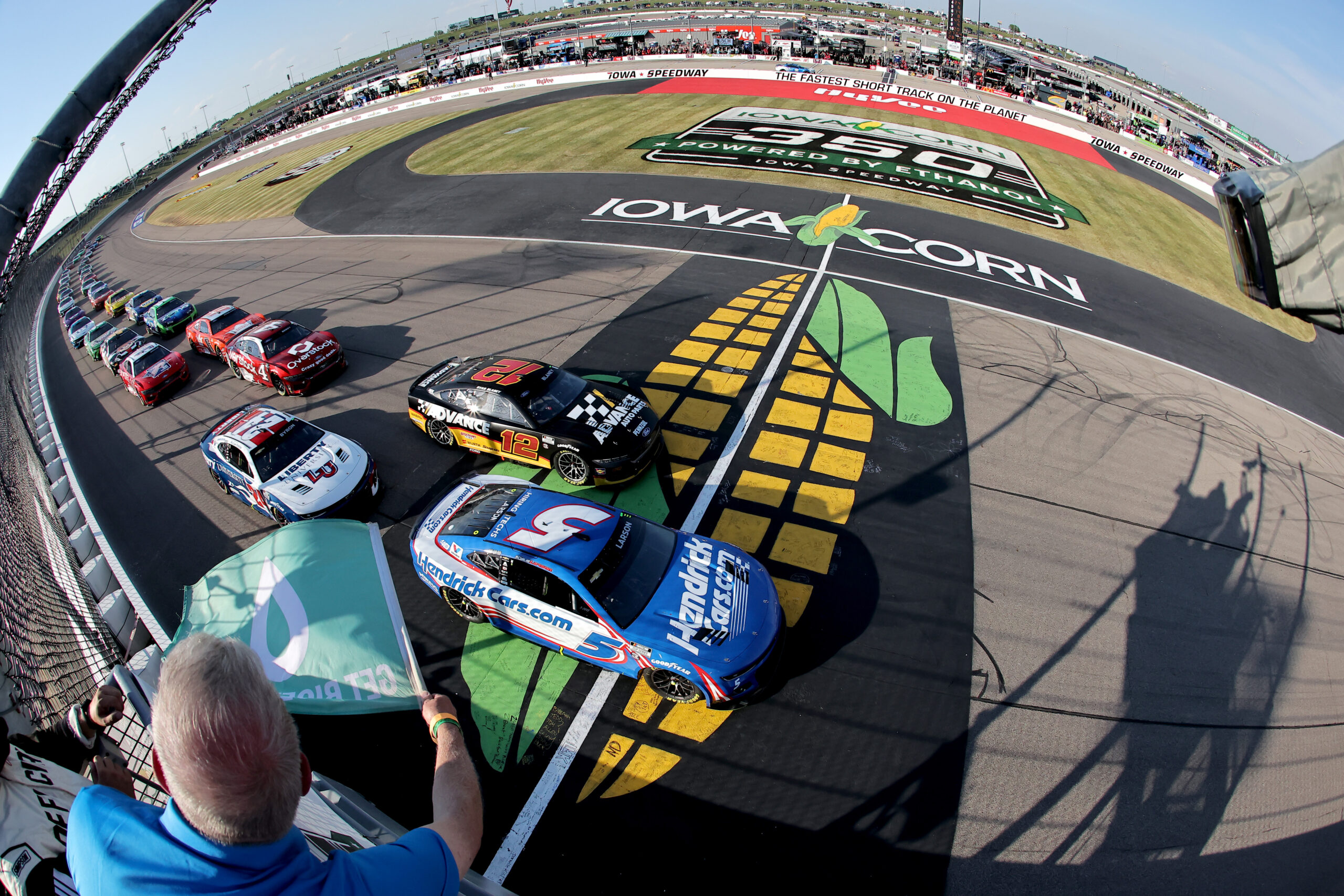 Who Can Stand Tall Among the Iowa Cornfields?