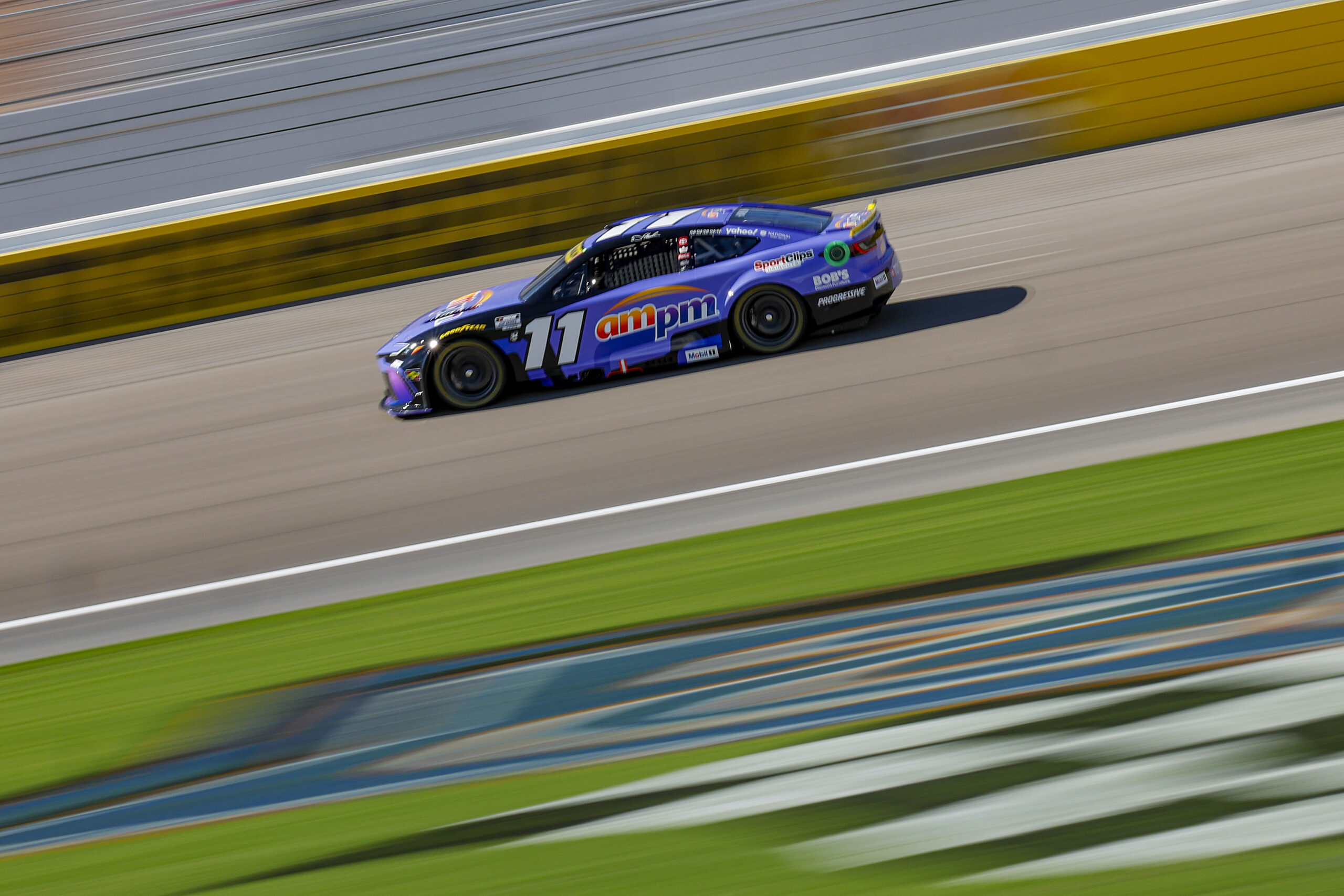 Denny Hamlin Cashes in at Las Vegas with 60th Cup Victory