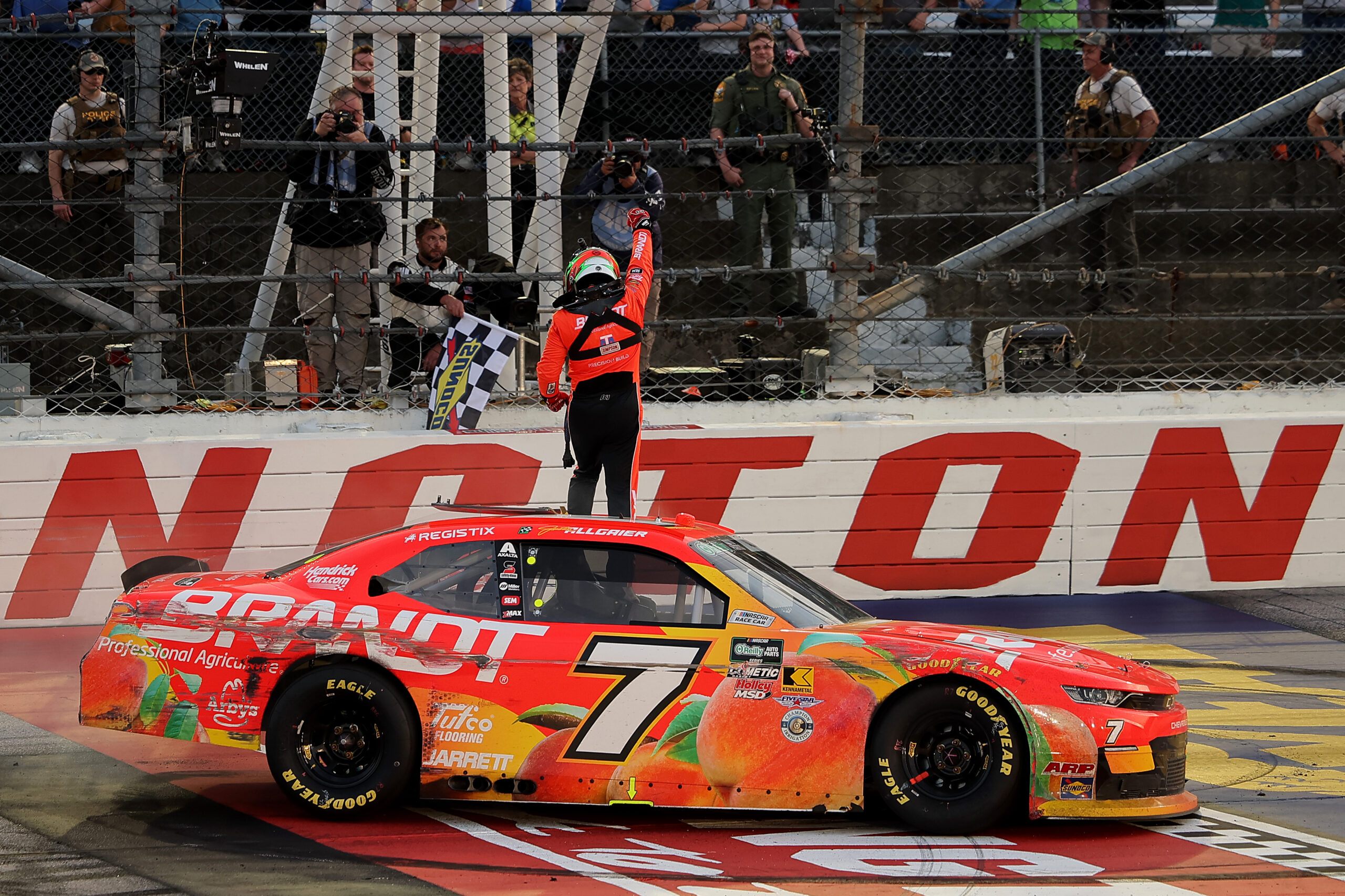 Allgaier Advances onto Fourth Darlington O'Reilly Series Triumph