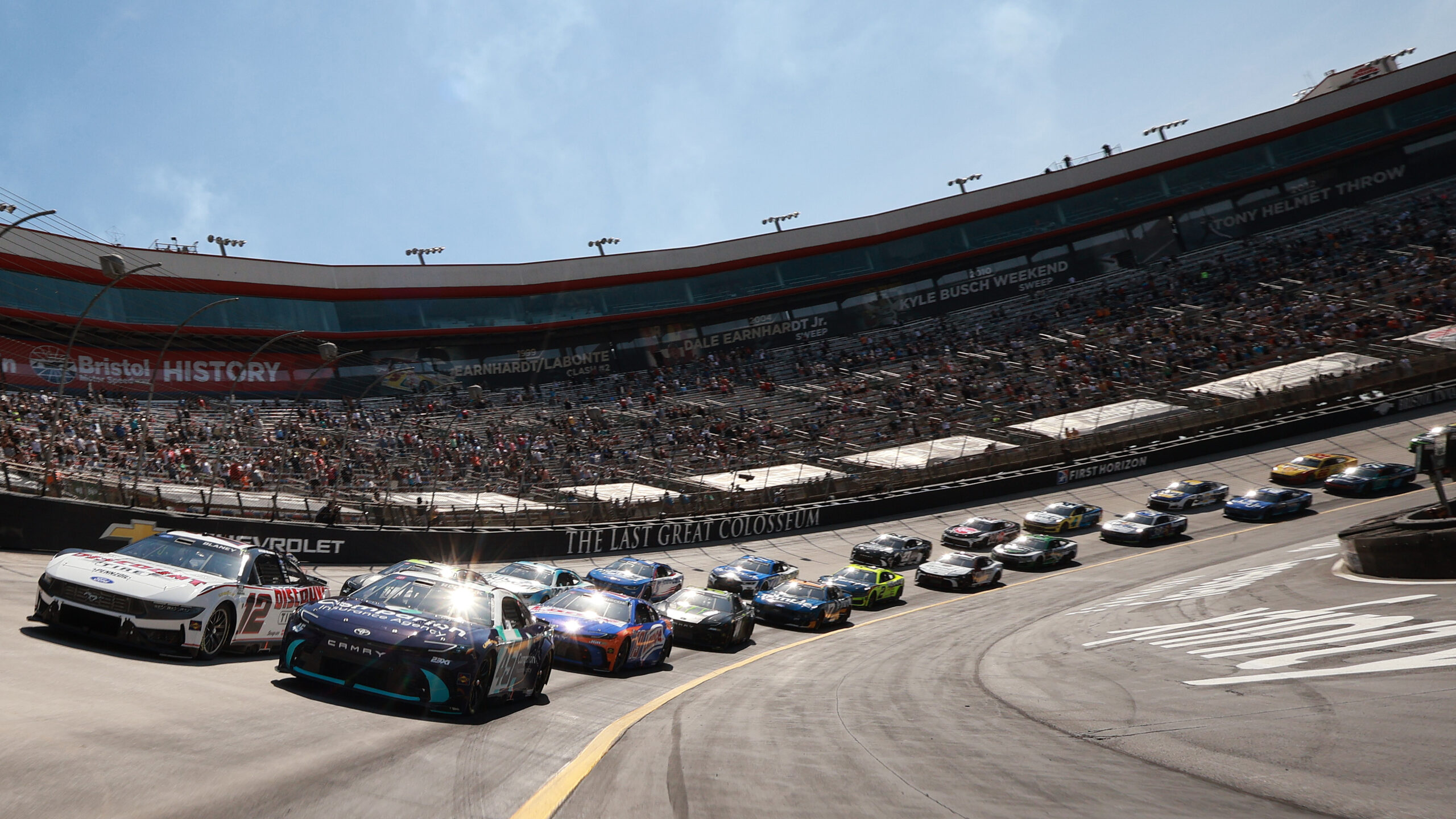 Who Can Shine Under the Lights in the Bristol Night Race?