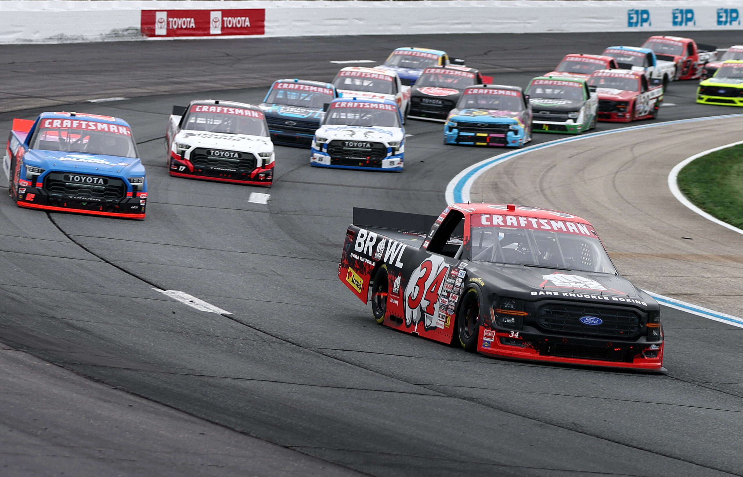 Who are the Favorites for the 2026 Craftsman Truck Series Title?