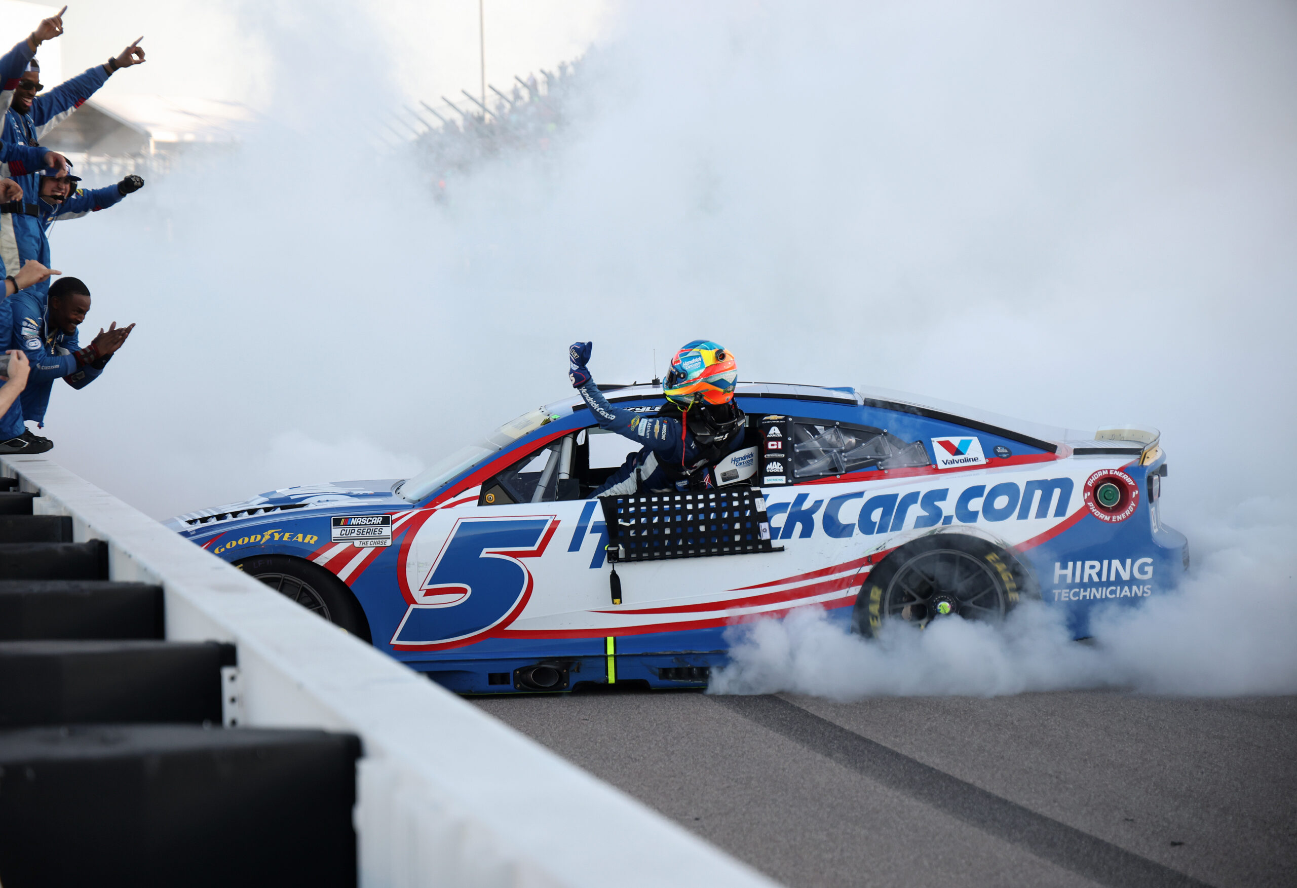 Kyle Larson Breaks Winless Drought after Gateway Marathon