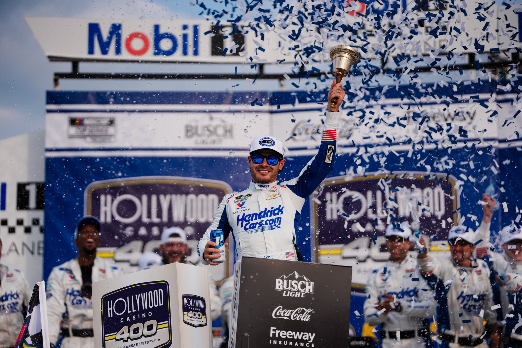 Kyle Larson Extends Chase Lead with Max-Points Day in Kansas
