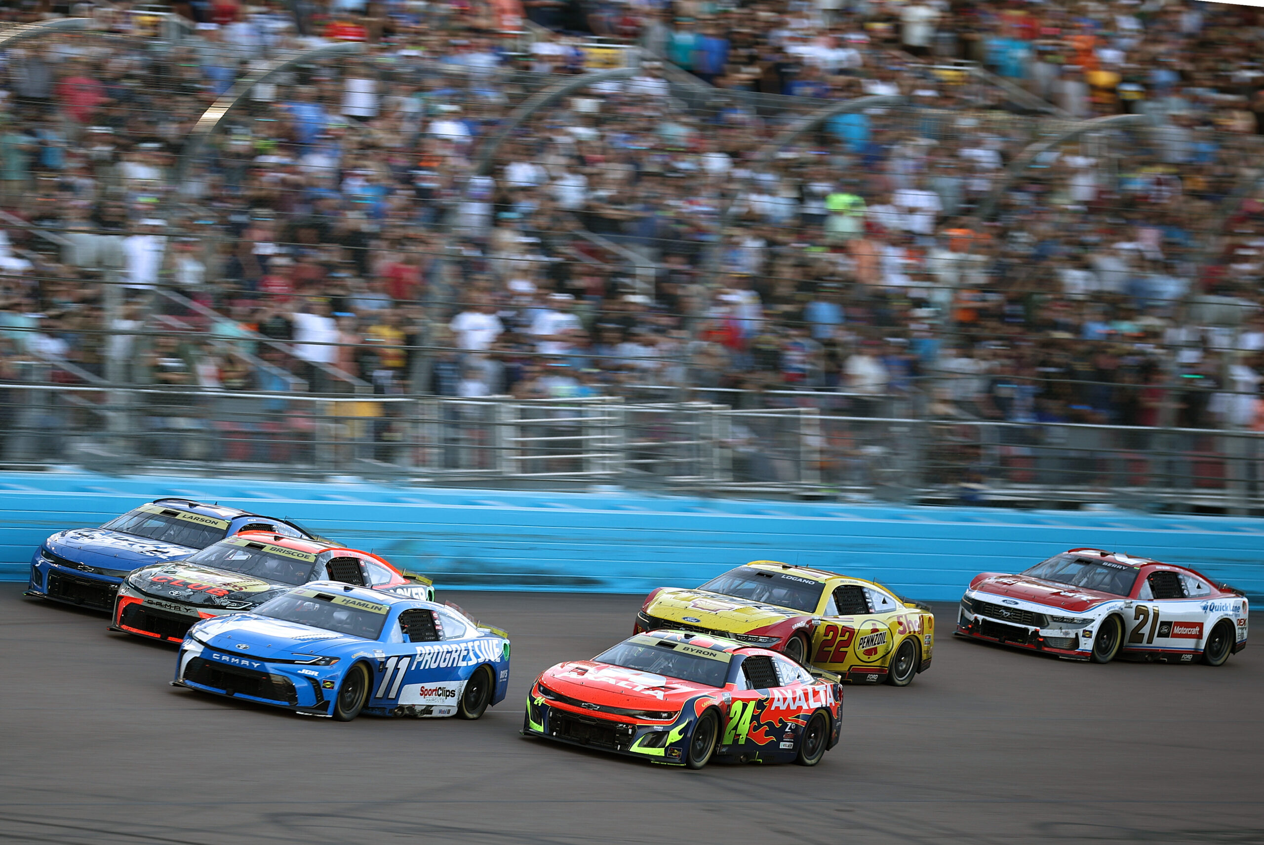 Who Will Find the Desert Mirage of Phoenix Victory Lane?